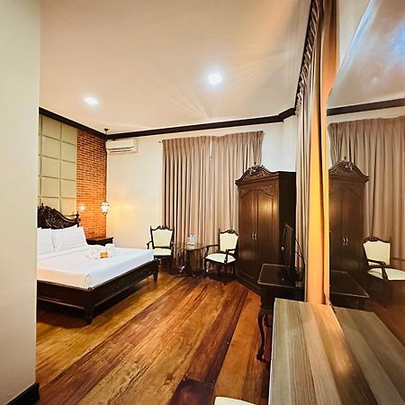 Vigan Plaza Hotel エクステリア 写真