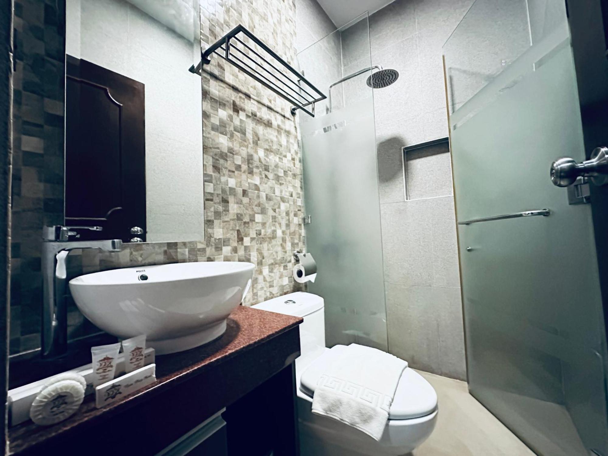 Vigan Plaza Hotel エクステリア 写真