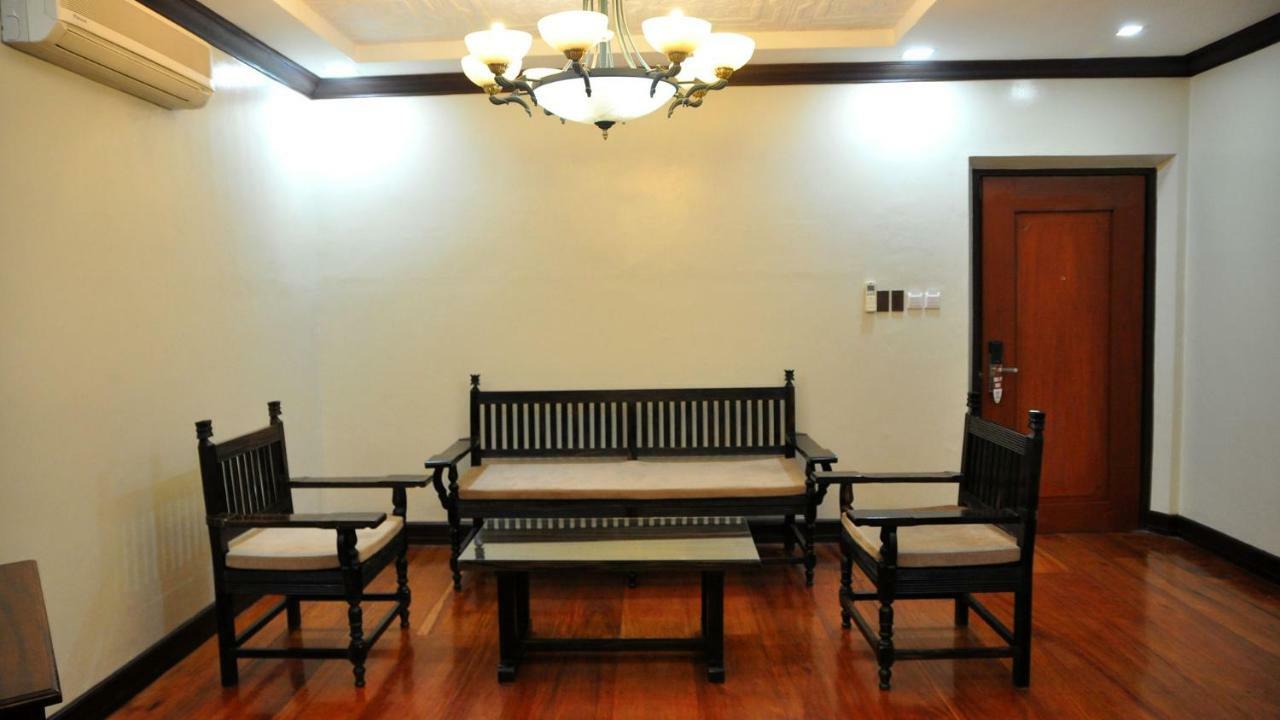 Vigan Plaza Hotel エクステリア 写真